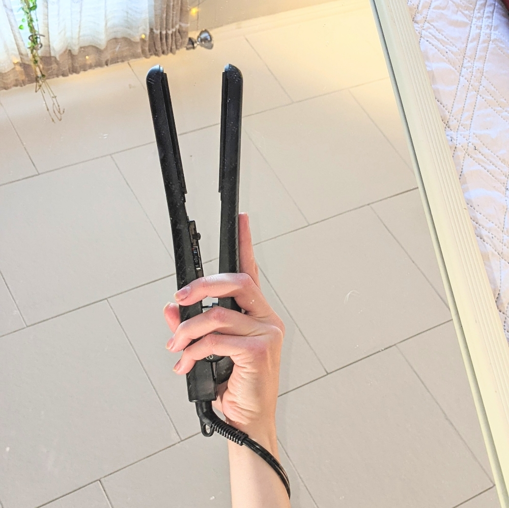 🖤Straighting iron
